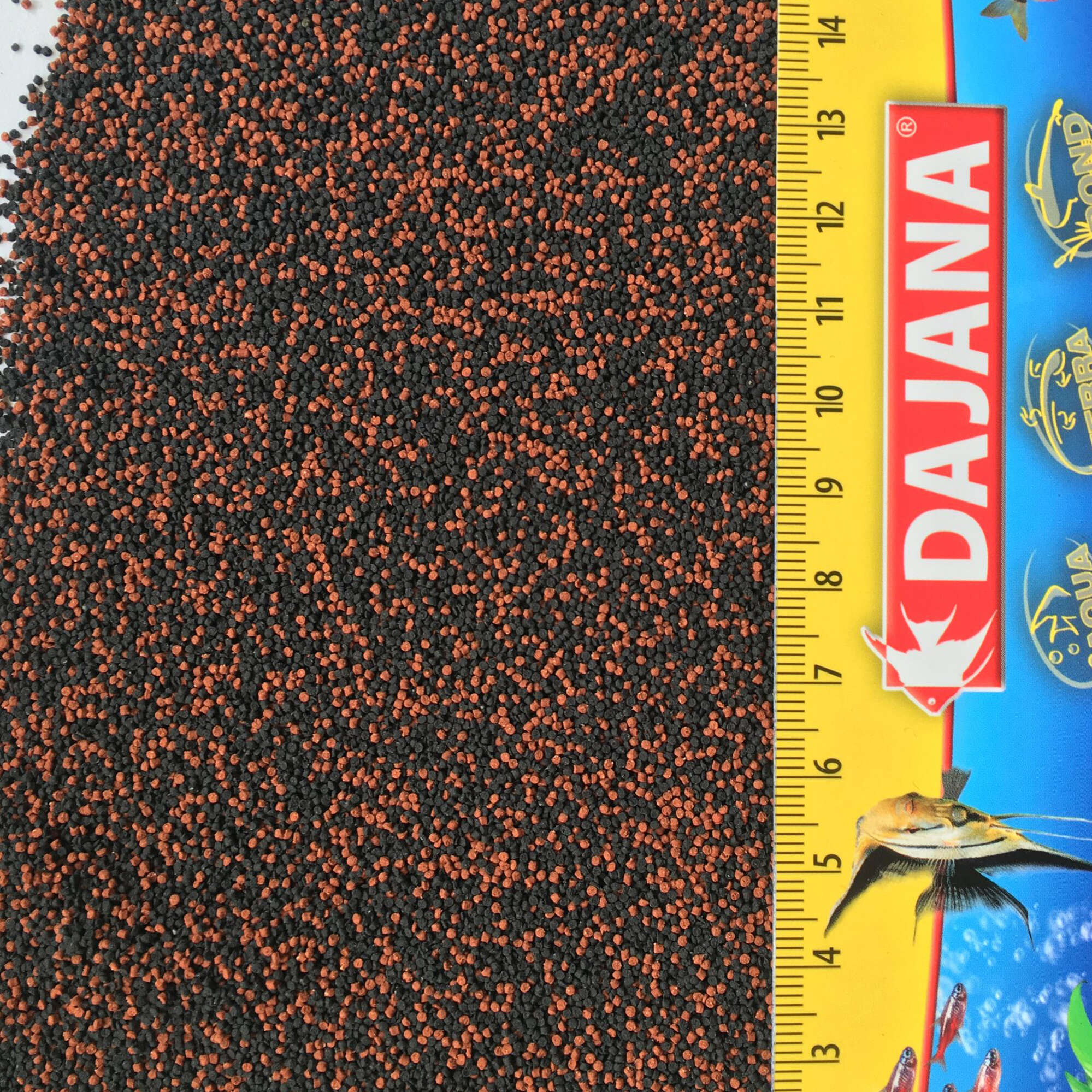 Mini pellets para peces tropicales Dajana